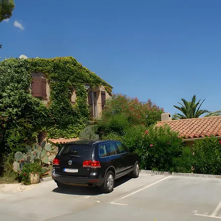Maison De Gathen *